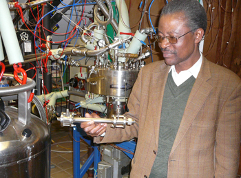 Vortex&Ngendakumana_P1030168 (2)