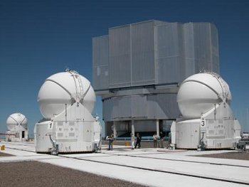 Chili_Paranal_ATs&VLT_3_111